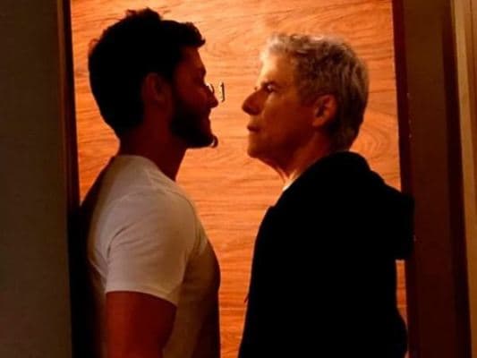 Indignado com cortes em "Império", Aguinaldo Silva alfineta Globo no twitter