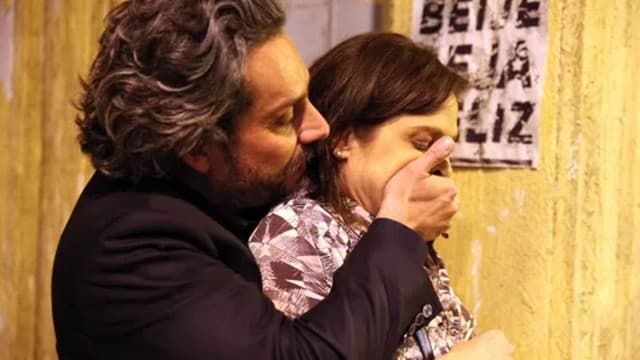 "Império": Cora quase é morta por José Alfredo