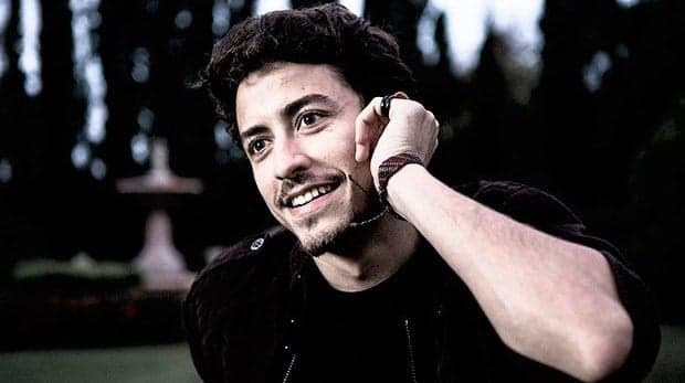 Jesuíta Barbosa é escalado para nova novela da Globo