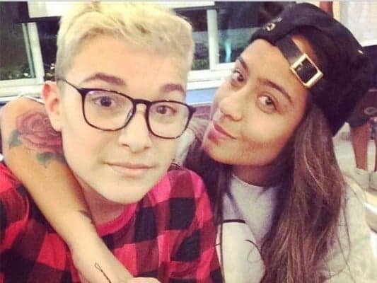 Após rumores, Mc Gui assume affair com Rafaella Santos