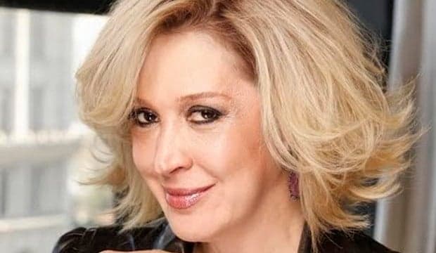 Em entrevista ao 'Programa do Jô', Claudia Raia conta que se achava feia