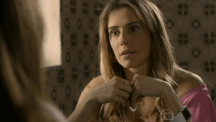 "Não gosto deste corpo que estou", afirma Deborah Secco