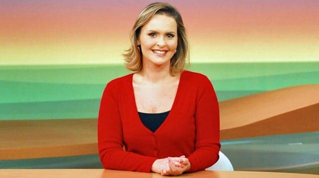 Mesmo com forte concorrência do SBT, Globo deve adiar seu novo telejornal