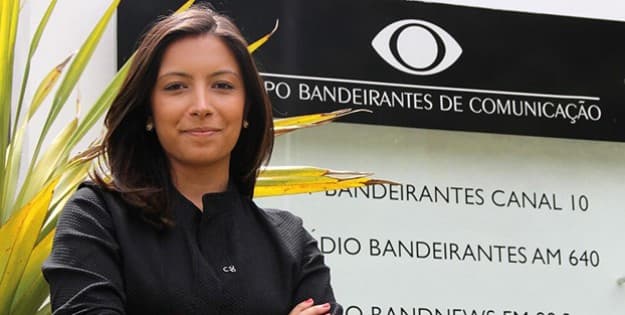 Seguindo os passos da irmã, Paloma Poeta trabalha com jornalismo e pode ser promovida na Band