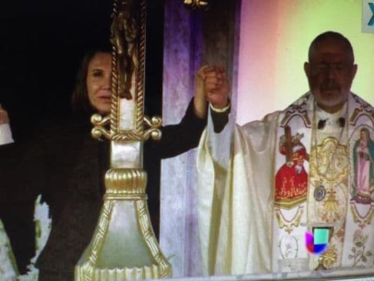 Saiba como foi a missa para Bolaños na Televisa