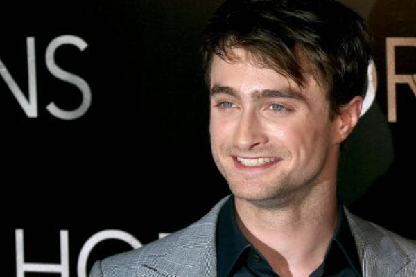Após beber água contaminada, Daniel Radcliffe fica em estado grave