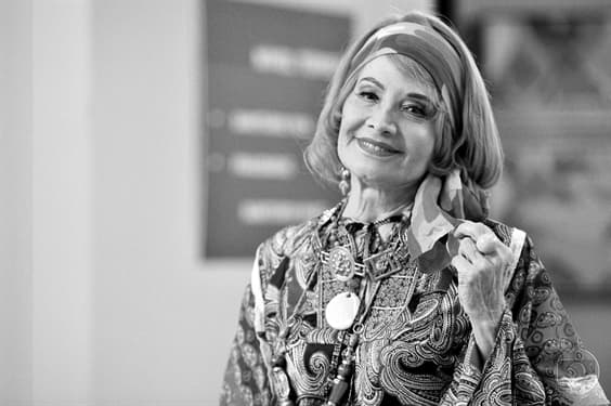 Fora da TV, Glória Menezes será homenageada em programa de canal da Globo