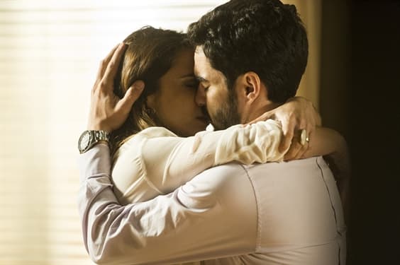 "Império": Danielle irá morar em hotel, após brigar com José Alfredo