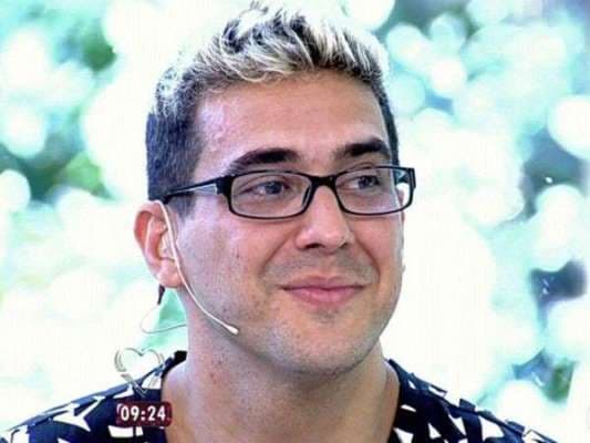 André Marques faz desabafo ao falar sobre doença e revela: "Quase fiquei cego"
