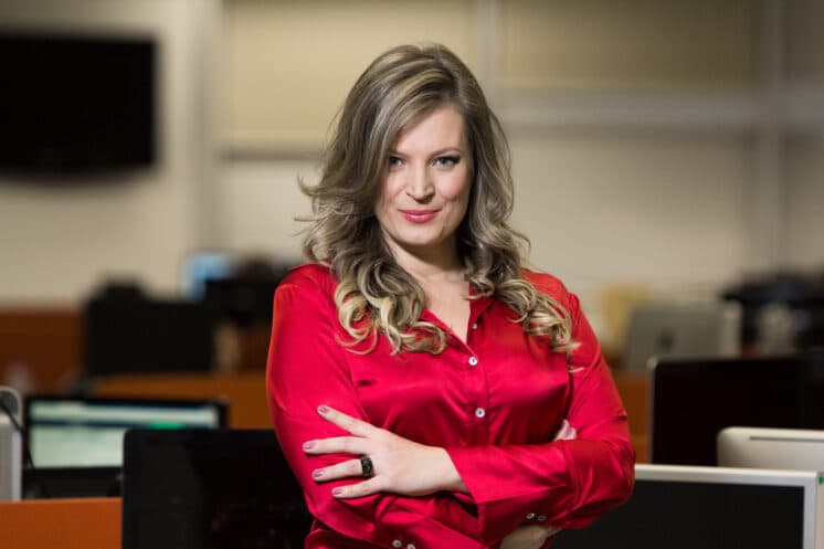 Joice Hasselmann, marido de Val Marchiori e TV Cultura, segundo James Akel