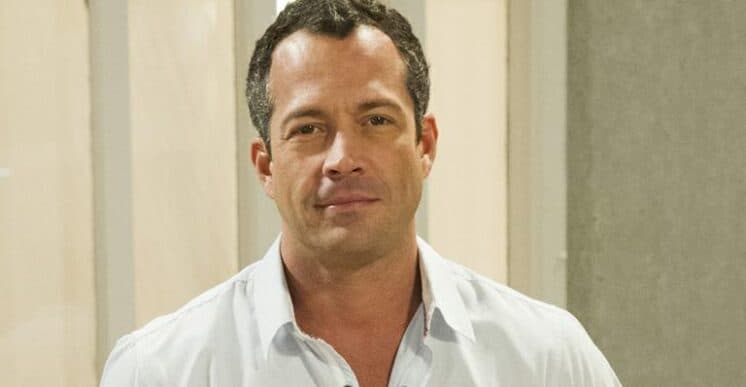 Malvino Salvador muda visual e aparece na 1° foto como personagem gay da próxima novela das 21h A Dona do Pedaço; veja