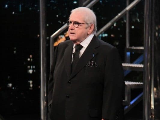 Jô Soares reclama do tempo de duração de seu programa na Globo