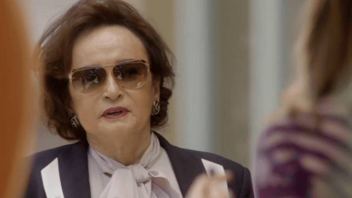 Joana Fomm assume o posto de vilã da novela "Boogie Oogie"