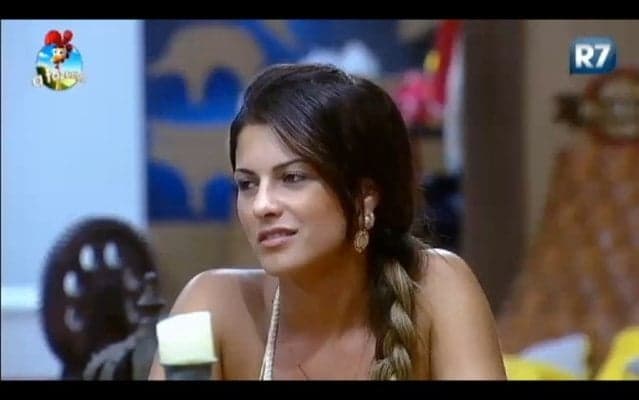 "A Fazenda 7": Babi Rossi revela que ficou depressiva após raspar o cabelo no "Pânico"
