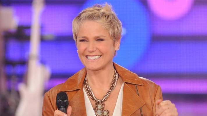 Programa da Xuxa pode ocupar as tardes de sábado na Record