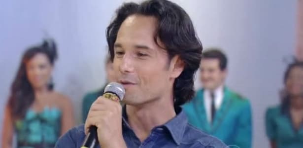 Rodrigo Santoro fala sobre fratura no cotovelo no "Esquenta"
