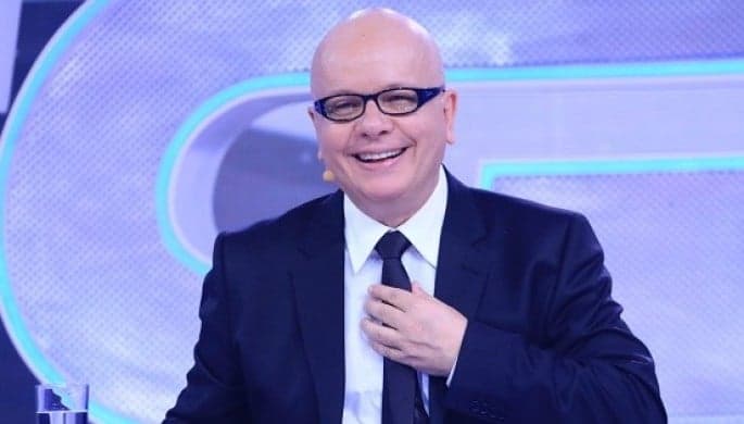Marcelo Tas fecha contrato e estará em programa da Globo