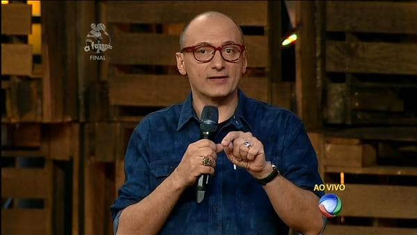 Britto Jr. revela para quem estava torcendo em "A Fazenda 7", confira!