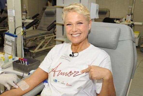 Vice-Presidente da Record confirma negociação com Xuxa Meneghel