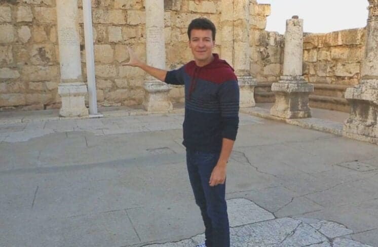 Rodrigo Faro grava especial de Natal para o seu programa em Israel