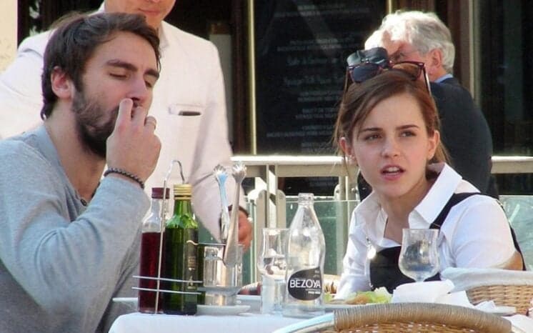 Emma Watson termina namoro de um ano com jogador de rugby
