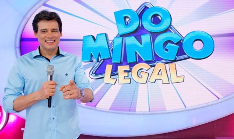 "Domingo Legal" ameaça Record, mas fecha em terceiro lugar