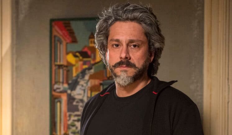 Alexandre Nero se irrita com erros de ator em cenas importantes de “Império”