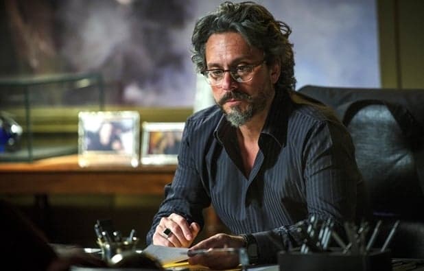 'Império': José Alfredo recebe o resultado de DNA; confira