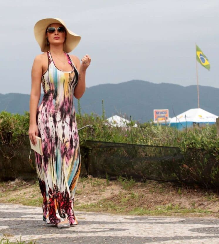 Andressa Urach filosofa em rede social: "Mar calmo nunca fez bom marinheiro"