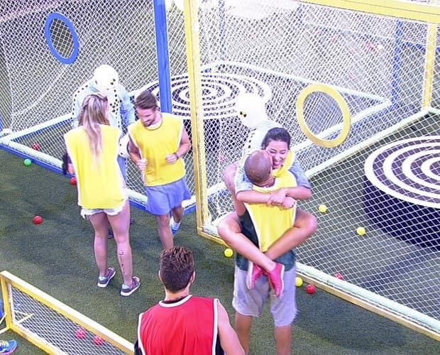 Grupo amarelo vence prova e escolhe Rafael para ser o segundo líder do "Big Brother Brasil 15"