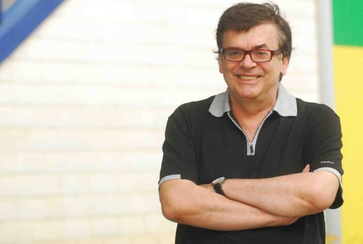 Walcyr Carrasco se irrita com vazamento de informação e fala em "traição" de equipe
