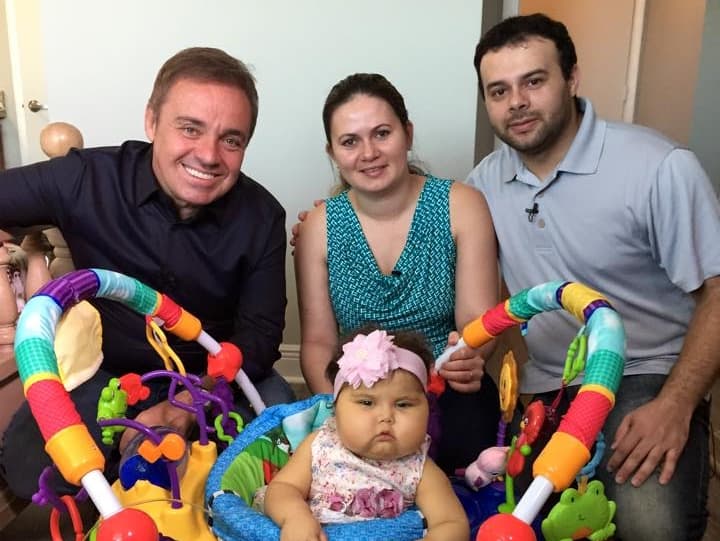 Gugu mostra como está a pequena Sofia, que comoveu o Brasil