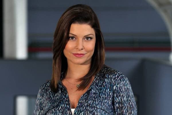 "Quem é louco de ouvir o CD do Justus?", pergunta atriz da Record