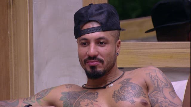 ‘‘BBB 15’’: Fernando teme ter que enfrentar Aline no paredão