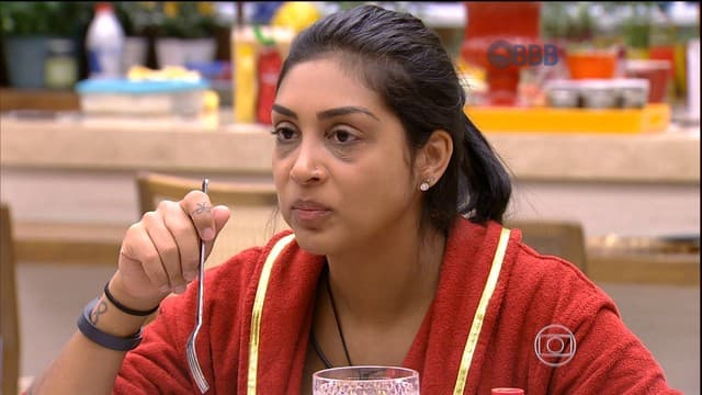 ‘‘BBB 15’’: Cézar é criticado por Angélica; Luan fala mal das olheiras de Amanda