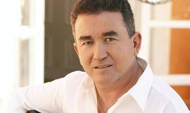 Relação entre filha de Amado Batista e sua namorada de 19 anos vem a tona e verdade é revelada