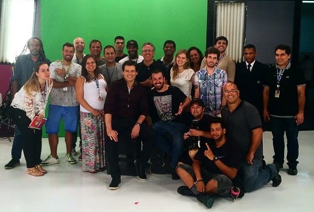 Artistas gravam nova campanha do SBT
