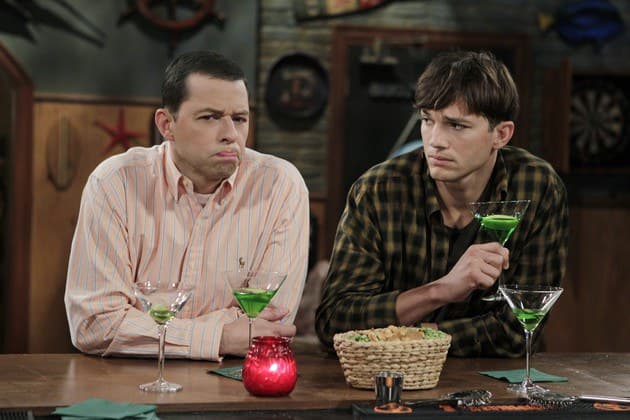 "Two and a Half Men" termina sem a participação de Charlie Sheen