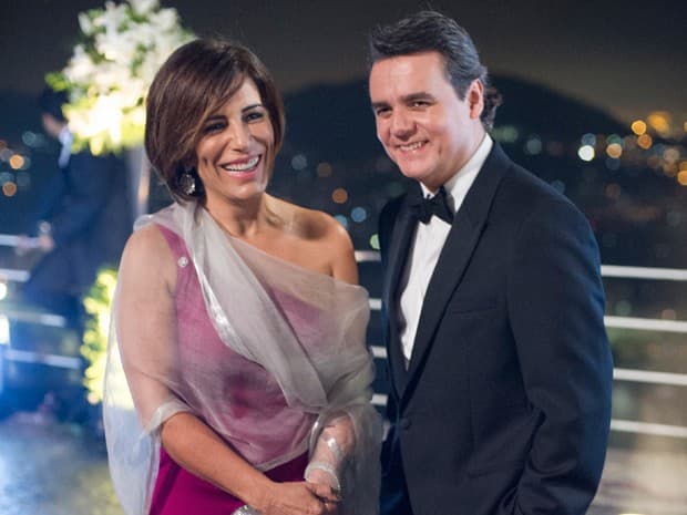 "Babilônia": Adriana Esteves e Glória Pires gravam no Morro da Urca; Veja as fotos!