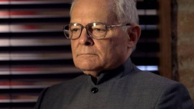 ‘‘Império’’: Silviano defende José Pedro e xinga o Comendador