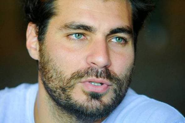 Veja primeira foto de Thiago Lacerda em “A Lei do Amor”
