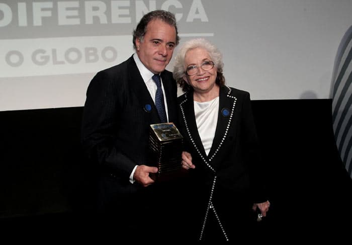 Tony Ramos e Nathalia Timberg são homenageados em premiação