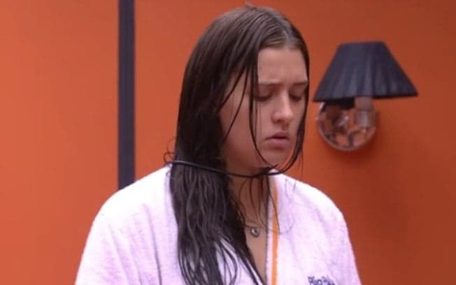 "BBB15": Mãe de Tamires se surpreende com desistência da filha