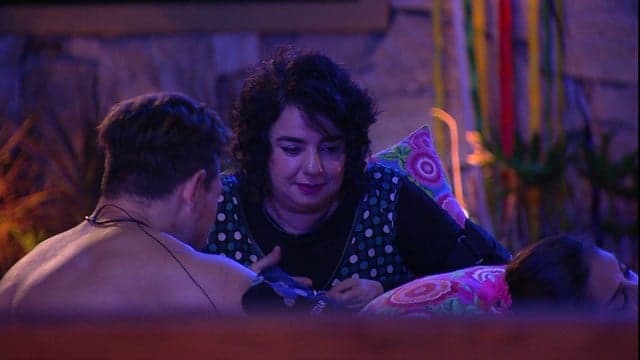 "BBB15": Mariza conversa com Cézar: "Vamos nós dois para o paredão"
