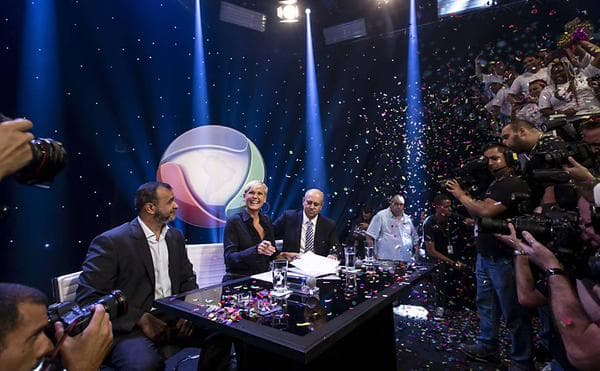 Na Record, Xuxa almoça comida japonesa em primeira reunião