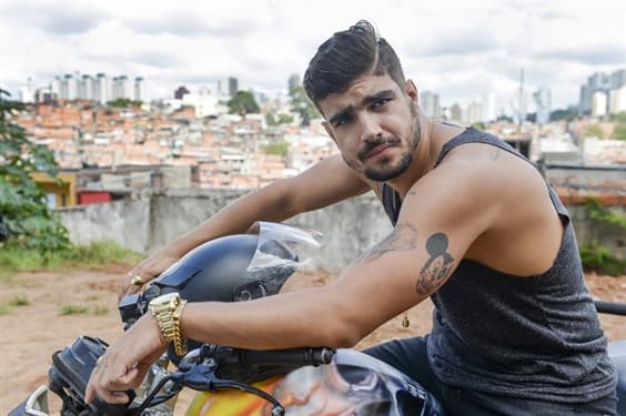 Caio Castro será uma espécie de 'Robin Hood' em "I Love Paraisópolis"
