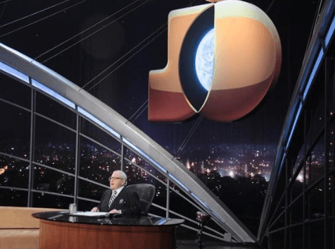 Em sua reestreia na Globo, Jô culpa crise por redução do sexteto para quarteto