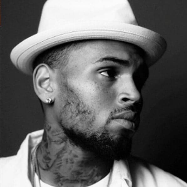 Chris Brown tem filha de 9 meses, diz site