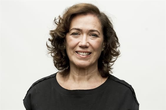 Lilia Cabral mostra foto antiga e surpreende fãs