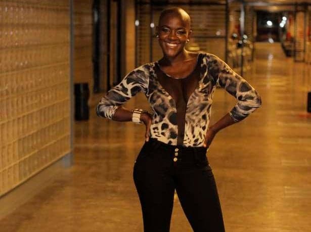 Fora do "BBB15", Angélica assume que posaria para revista masculina